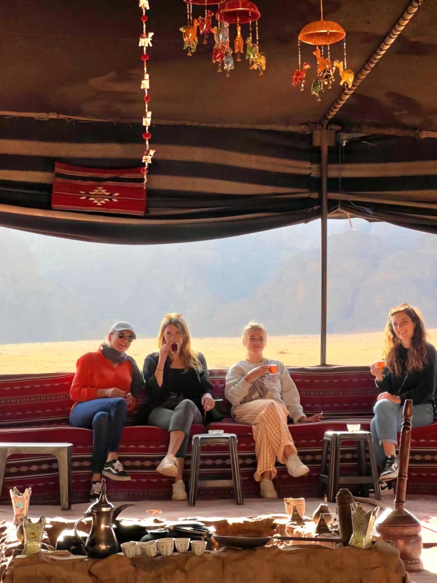Rum Royal Flower Luxury Camp Wadi Rum Exterior foto